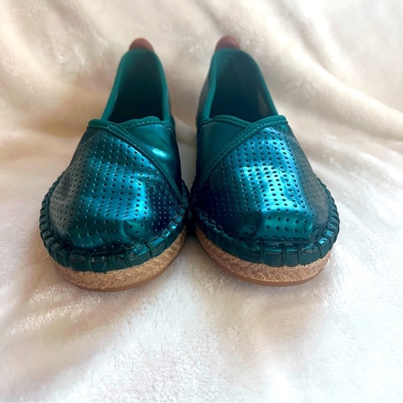 TOMS Petra Emerald Matte Iridescent Espedrille Slip On Water Shoes Sz 6.5 - Picture 9 of 12